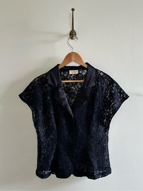 Vintage Victoria's Secret Gold Label lace button up blouse- fits like L